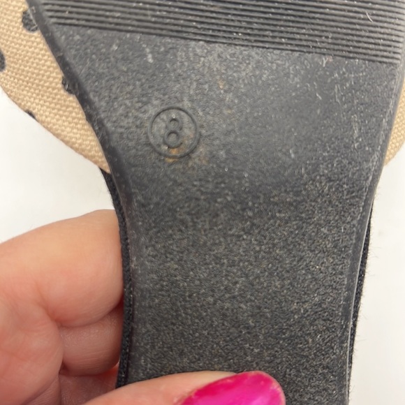 Gap Tan with Black Polka Dot Flats size 8 - Picture 9 of 10